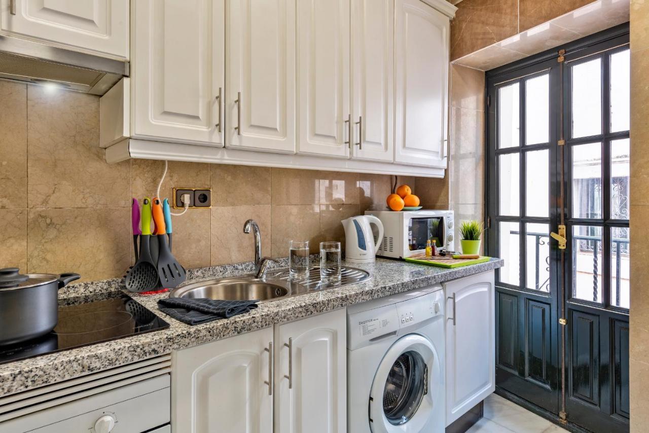 Lux Home - Sierpes Terrace เซบีญา ภายนอก รูปภาพ
