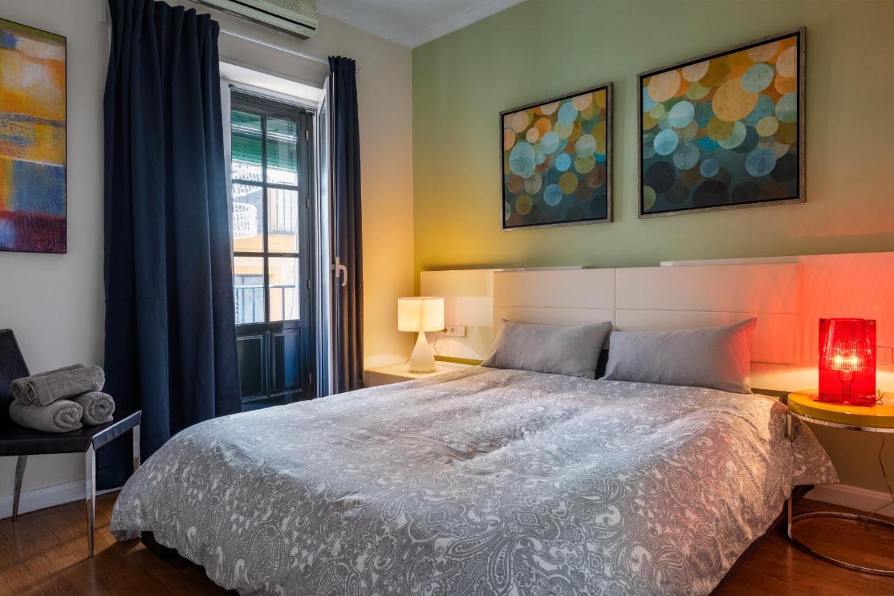 Lux Home - Sierpes Terrace เซบีญา ภายนอก รูปภาพ