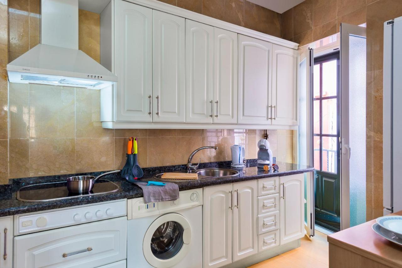 Lux Home - Sierpes Terrace เซบีญา ภายนอก รูปภาพ